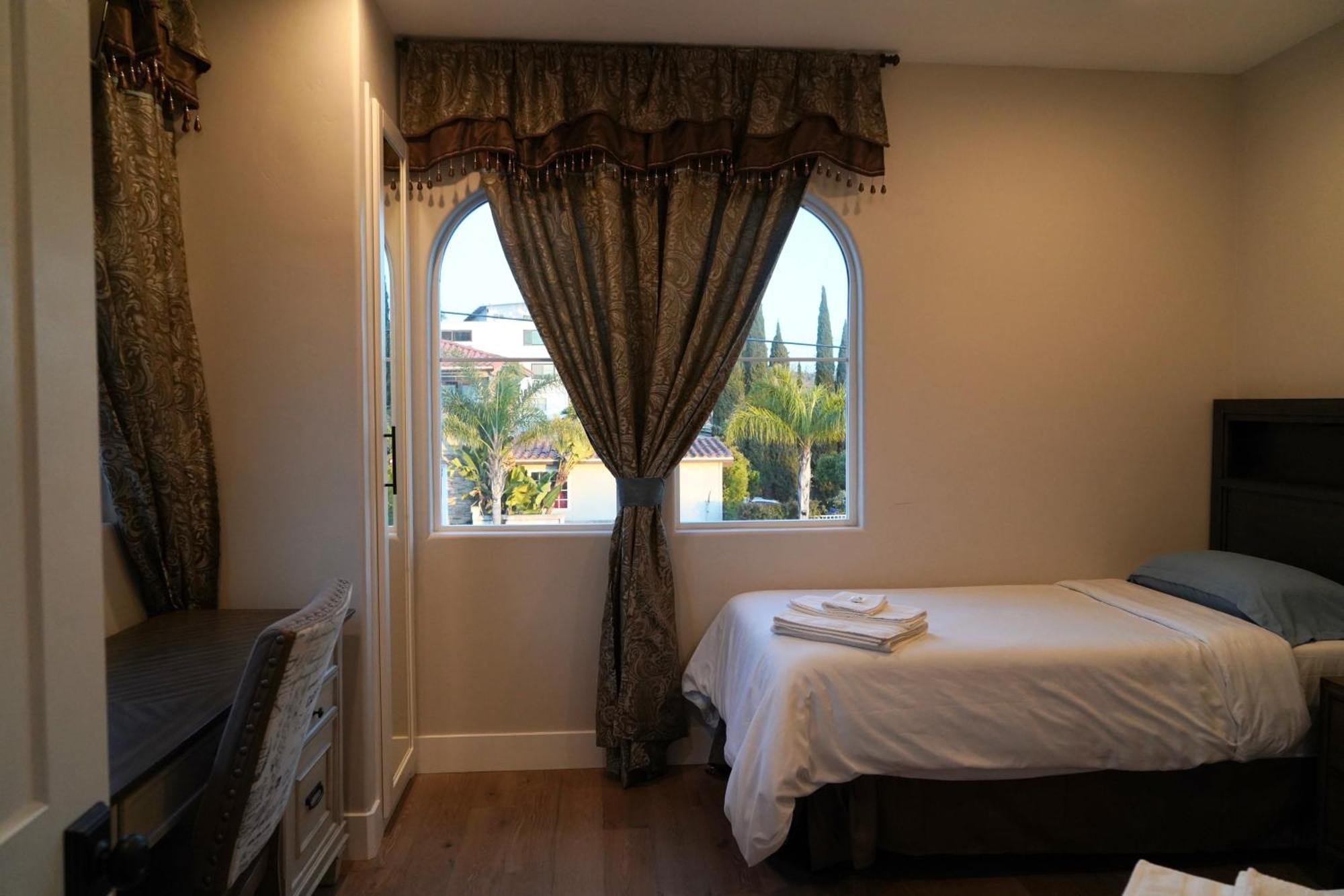 Modern Comfort, Prime Location, 360 Views, 4 Bedroom Entire House ซานดิเอโก ภายนอก รูปภาพ